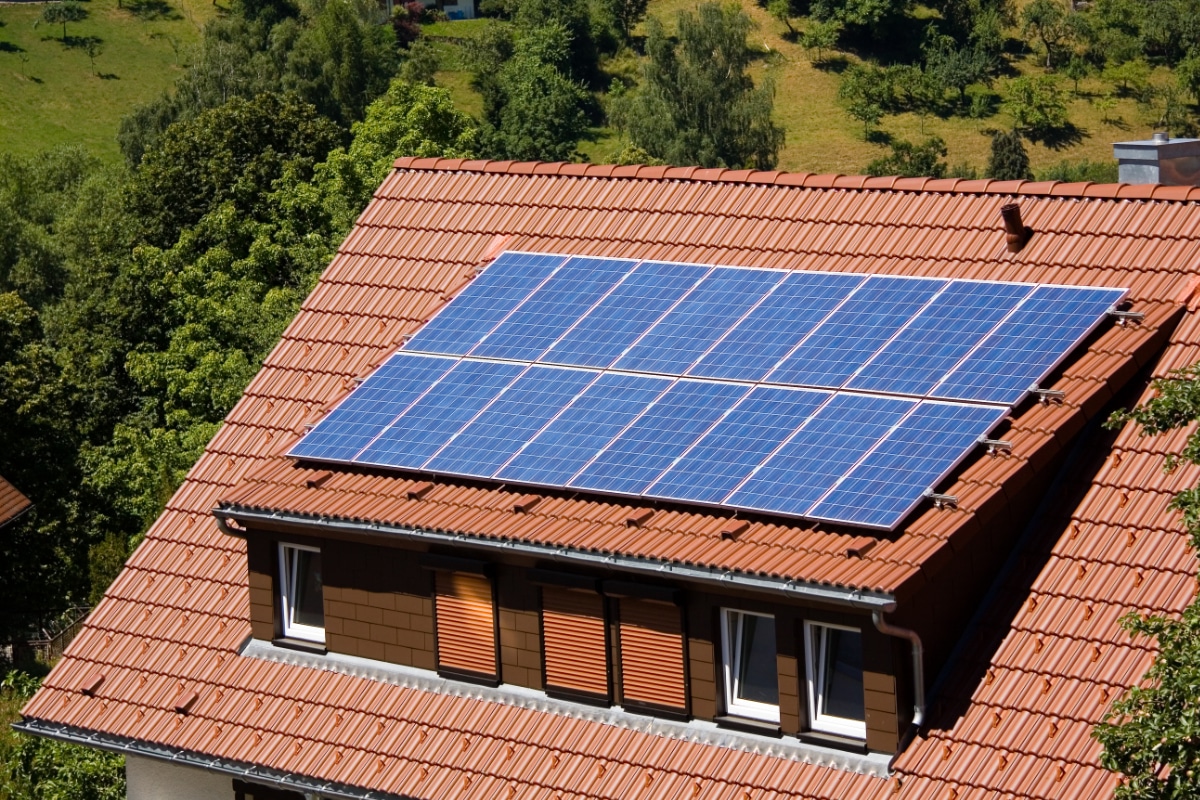 d&eacute;couvrez comment choisir les meilleurs panneaux solaires &agrave; villenave, avec des conseils pratiques pour optimiser votre installation et r&eacute;duire vos factures d'&eacute;nergie. profitez d'informations sur les avantages des panneaux solaires et les options disponibles pour rendre votre maison plus durable.
