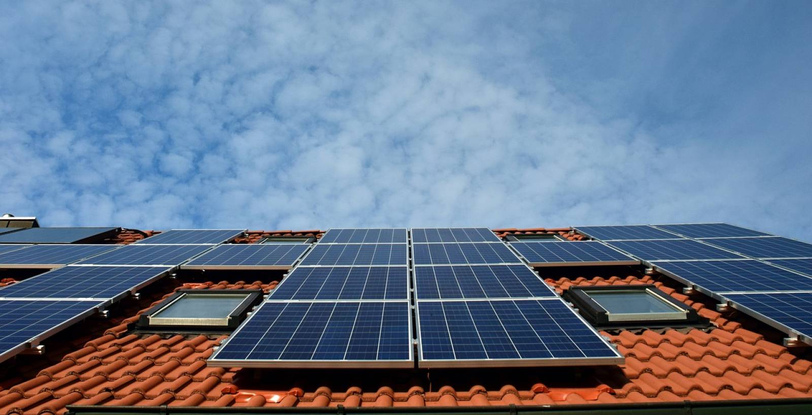 découvrez notre service professionnel d'installation de panneaux solaires à bègles. profitez d'une énergie renouvelable et réduisez vos factures d'électricité tout en contribuant à la préservation de l'environnement. faites le choix d'une solution durable et économique pour votre habitation.