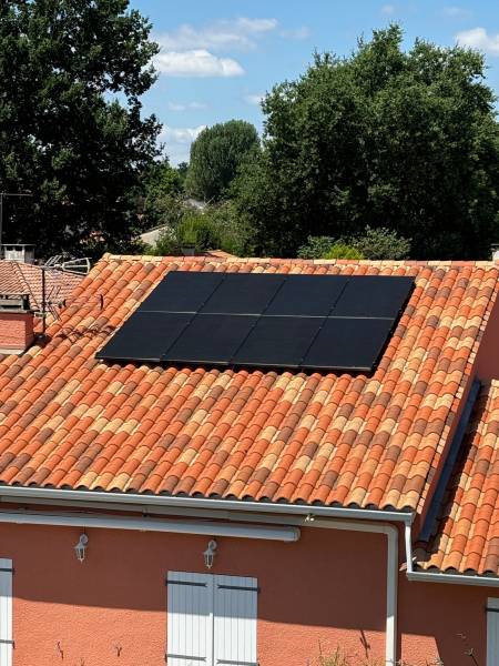 d&eacute;couvrez nos solutions d'installation solaire &agrave; bordeaux pour profiter d'une &eacute;nergie renouvelable et r&eacute;duire vos factures d'&eacute;lectricit&eacute;. b&eacute;n&eacute;ficiez d'un accompagnement personnalis&eacute; et d'une expertise locale afin de mettre en place un syst&egrave;me solaire adapt&eacute; &agrave; vos besoins.
