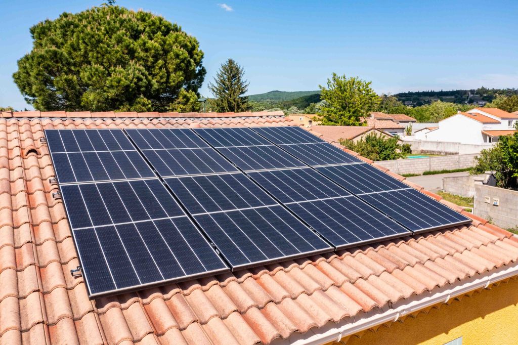 découvrez comment louer une toiture photovoltaïque à bordeaux et transformez votre espace en source d'énergie renouvelable. profitez d'une solution durable tout en réduisant vos factures d'électricité et en contribuant à la protection de l'environnement.