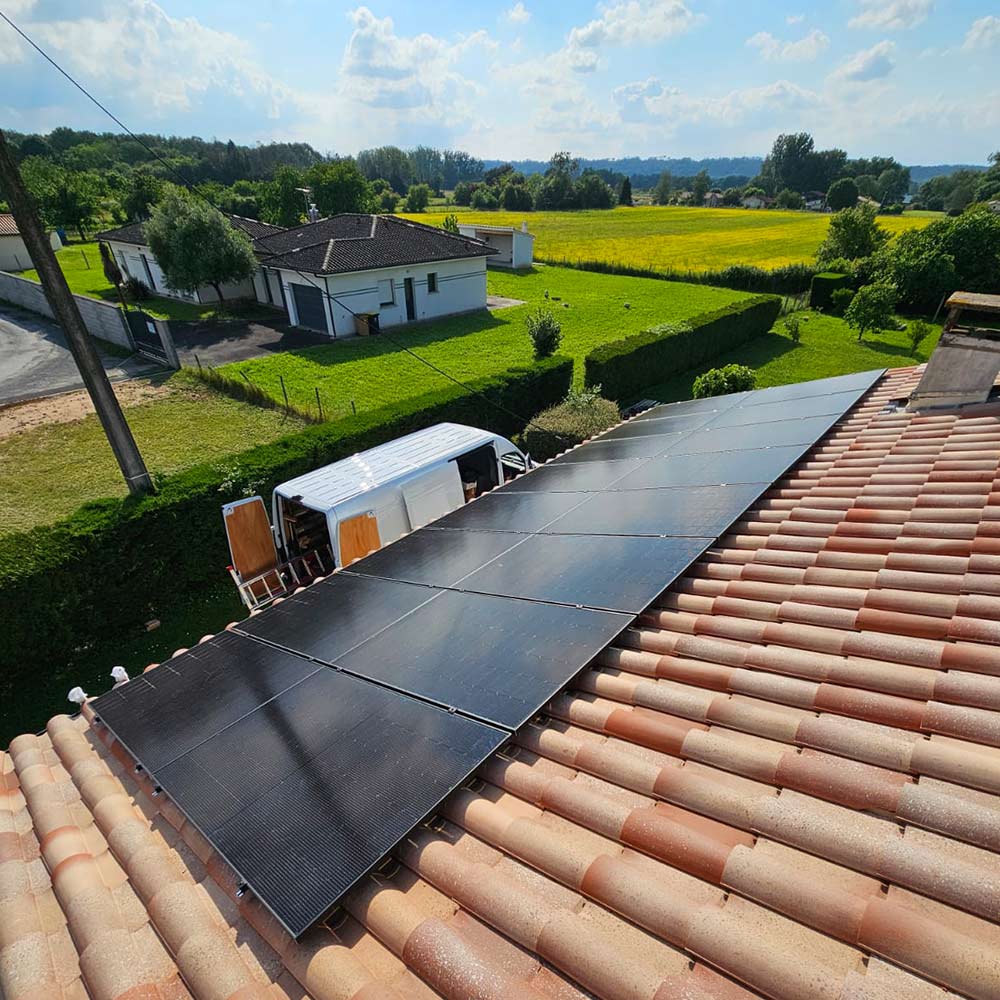 d&eacute;couvrez la puissance des panneaux solaires &agrave; pessac. profitez d'une &eacute;nergie renouvelable performante pour r&eacute;duire vos factures d'&eacute;lectricit&eacute; tout en pr&eacute;servant l'environnement. informez-vous sur les avantages et les solutions adapt&eacute;es &agrave; vos besoins &eacute;nerg&eacute;tiques.