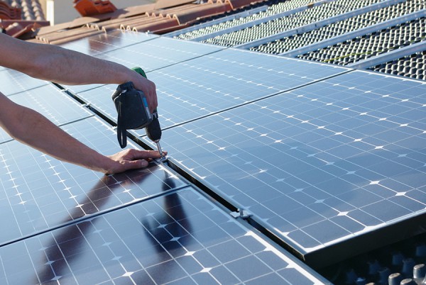 d&eacute;couvrez tout ce qu'il faut savoir sur l'&eacute;nergie solaire &agrave; m&eacute;rignac : questions fr&eacute;quentes, conseils d'installation, avantages et aides disponibles. informez-vous sur les solutions solaires adapt&eacute;es &agrave; vos besoins.